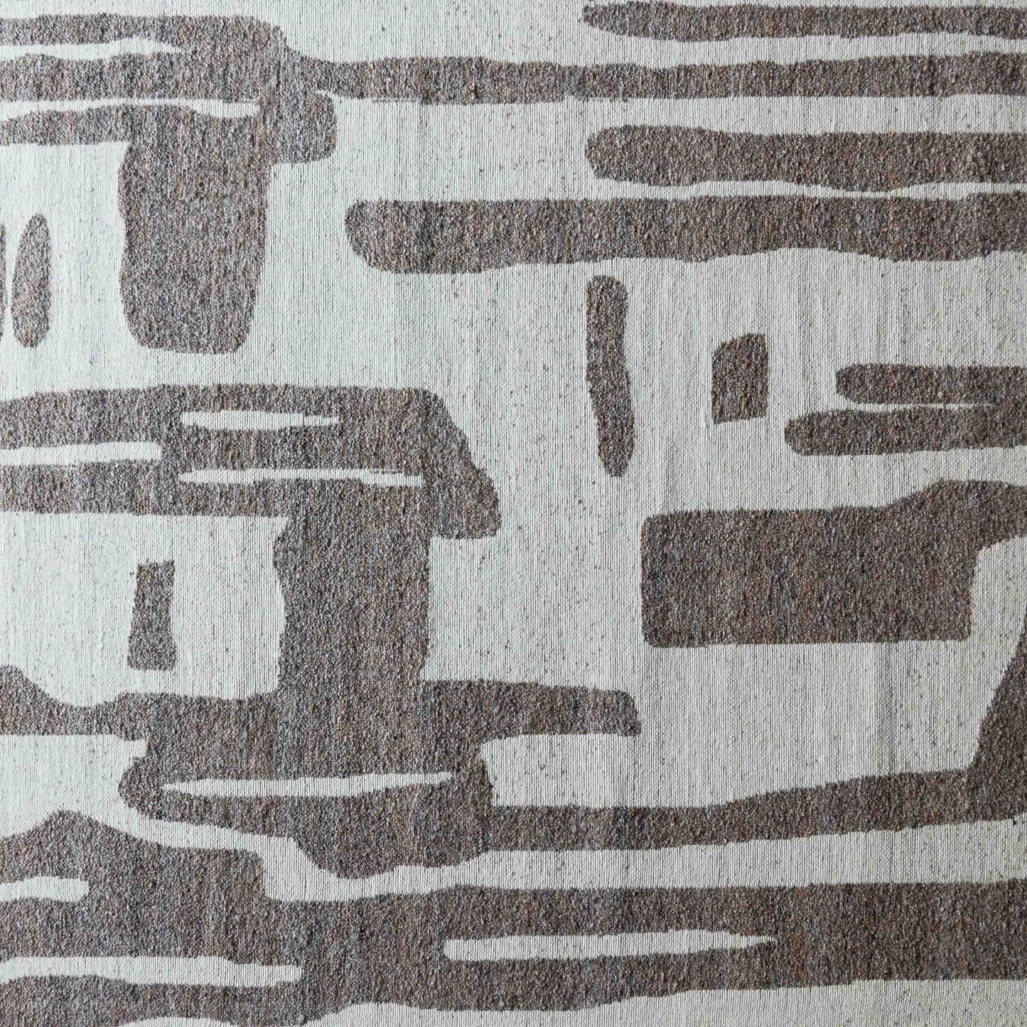 PWL Ivory Brown Handcrafted Beige and Brown Wool Rug -101 Rug