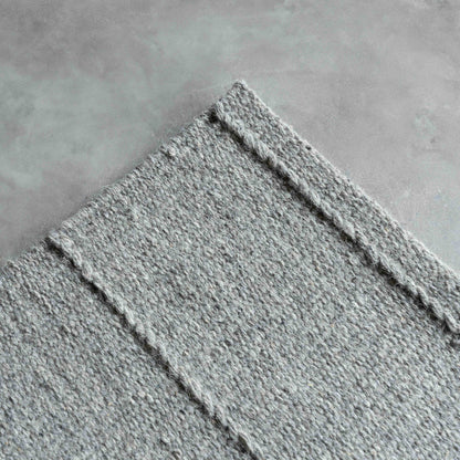 Aligarh Handcrafted Silver Grey Wool Rug
