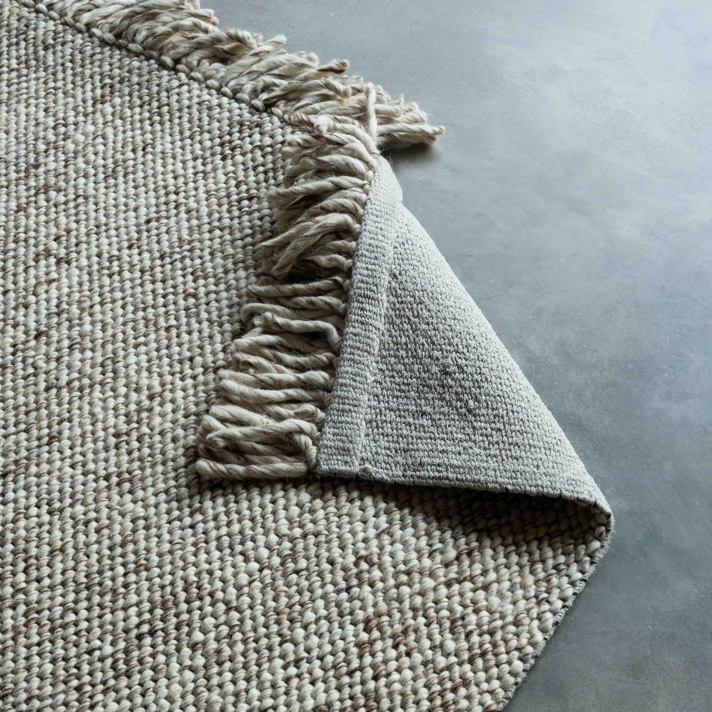 Champo Simplicity Handcrafted Ivory Brown Wool Rug