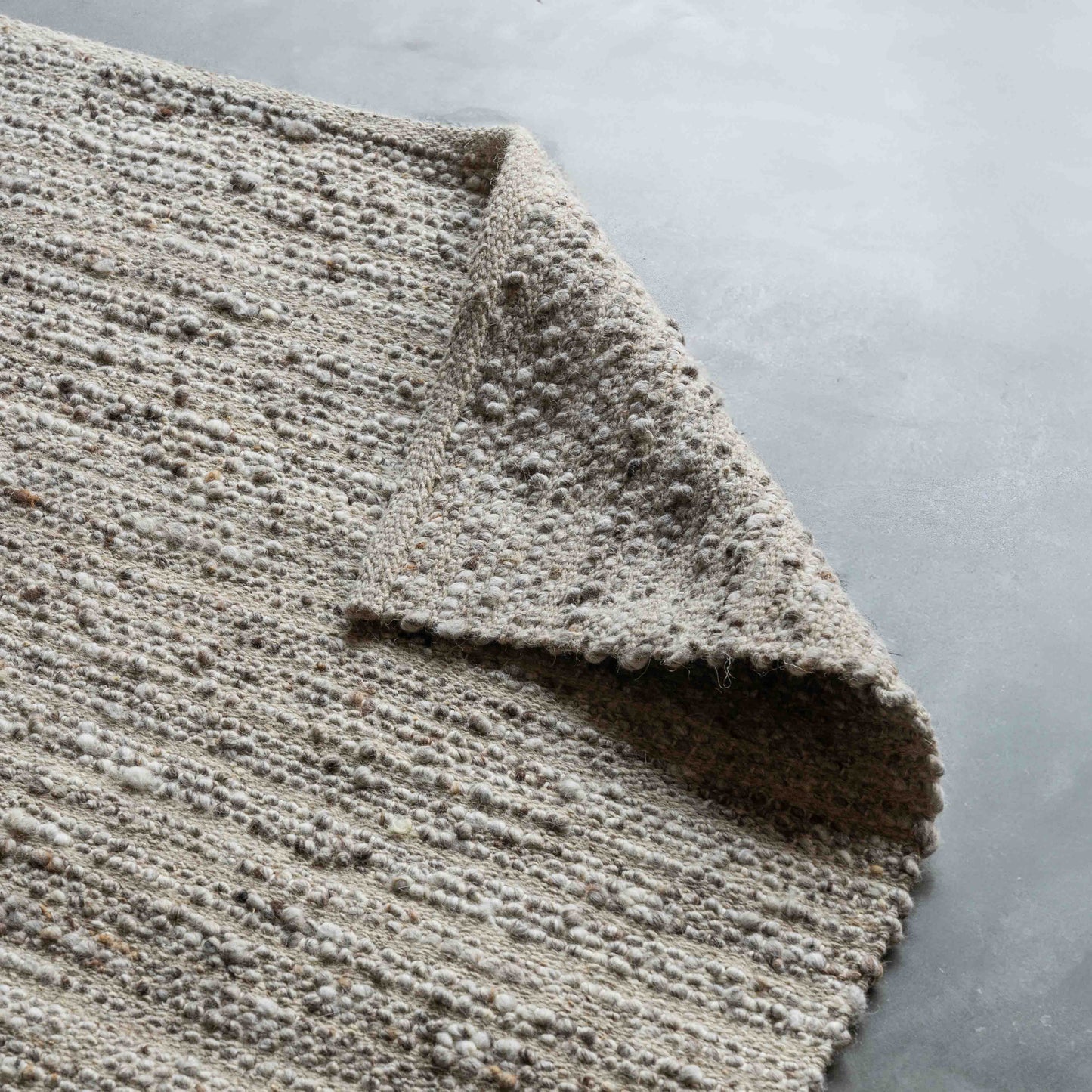 Singham Handcrafted Beige and Grey Wool Rug